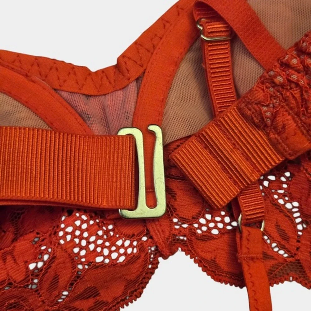 Free People We‎ Are HAH Lace Hook Up Bra Underwire Red B 30-38 Sexy Feminine NWT